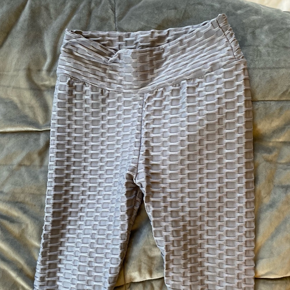 booty shaping leggings